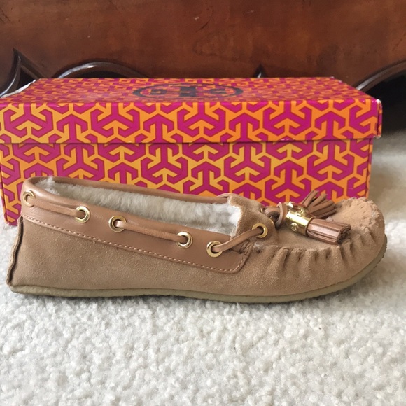 Tory Burch Dee Dee Suede & Shearling Moccasin Slippers - Picture 10 of 15